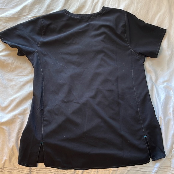 Scrub top - Picture 2 of 3